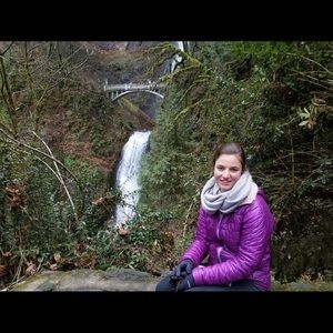 Meet your Posher, Eva